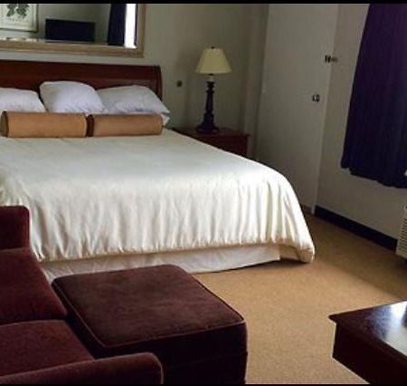 O'Brien'S Inn Waverly Экстерьер фото